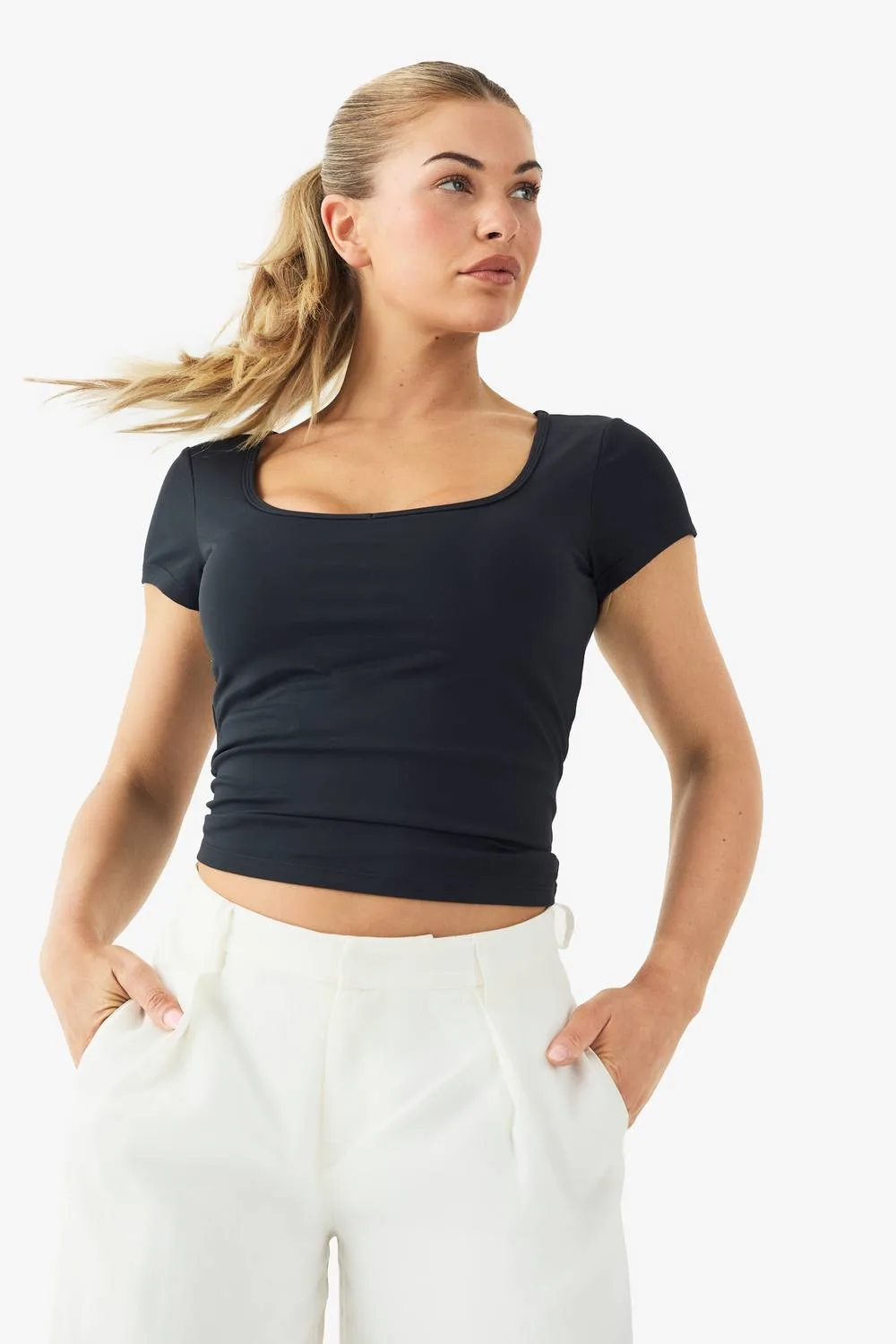 Buttery Soft Built in Padded Sweetheart Neck Cap Sleeve Top by boohoo