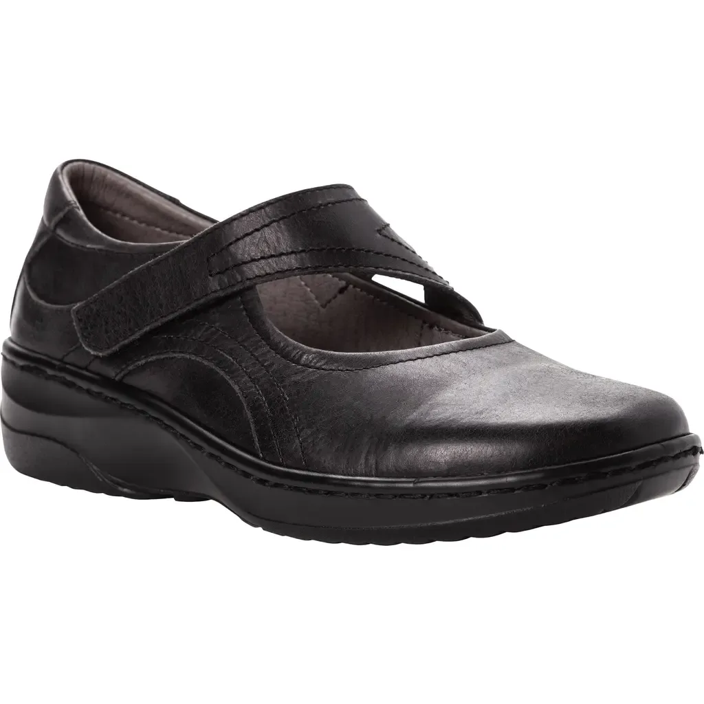 Golda Flat in Leather by Propét