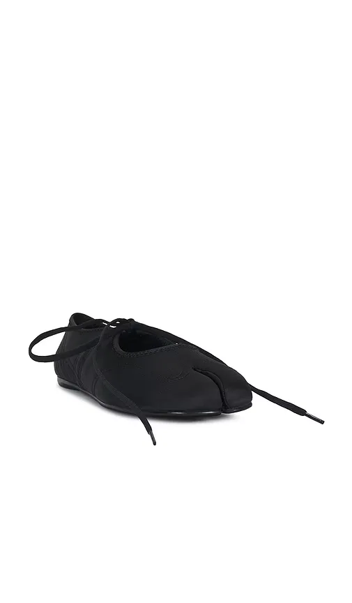 Saturna Flat in Black by Jeffrey Campbell