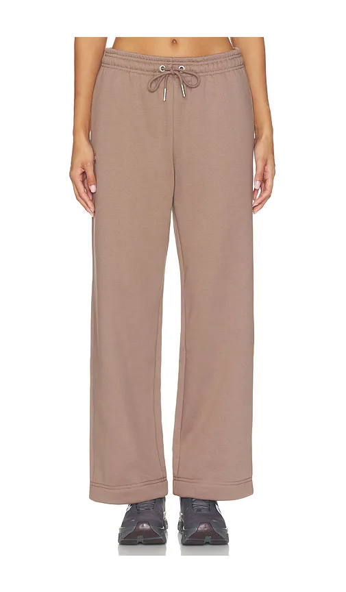 Club Collective Pants by On