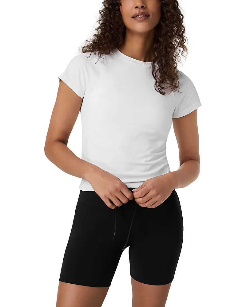 Short Sleeve Surge Seamless Tee by Vuori
