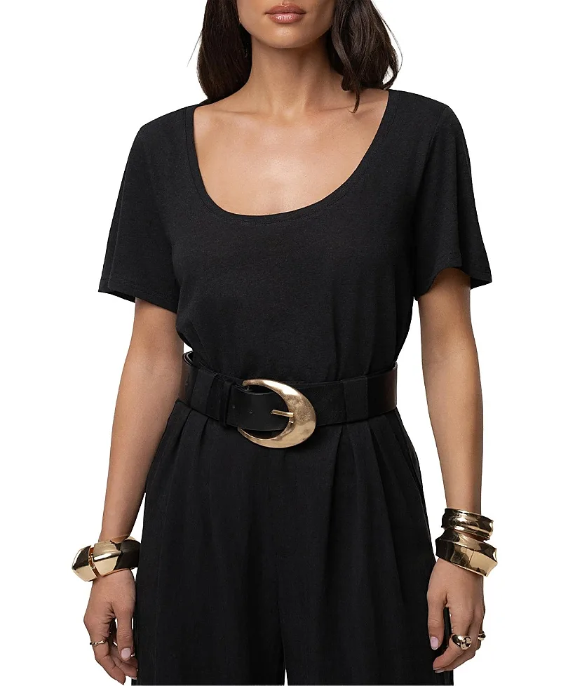 At Ease Scoop Top by Jluxlabel