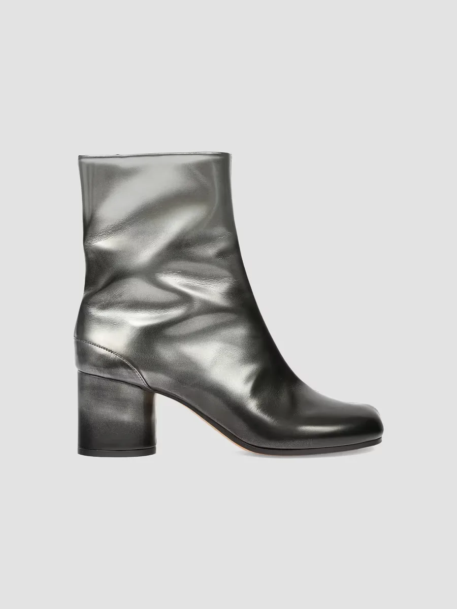Tabi 60MM Metallic Leather Ankle Boots by Maison Margiela