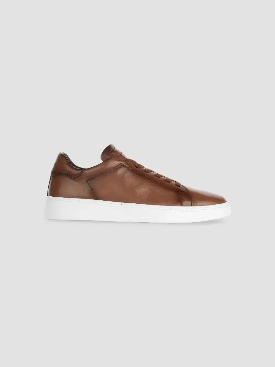James Leather Elastic Slip-On Sneakers