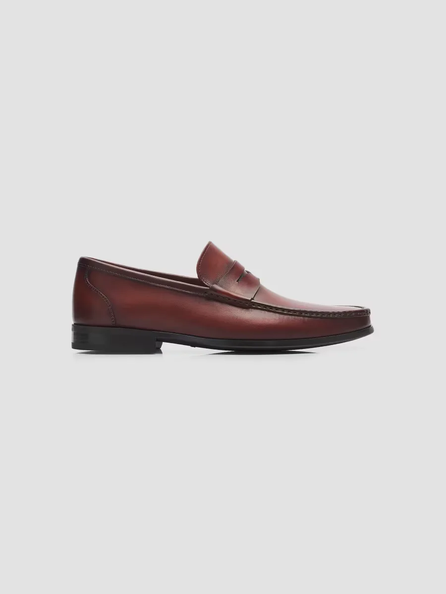 Gentry Leather Penny Loafers by Magnanni
