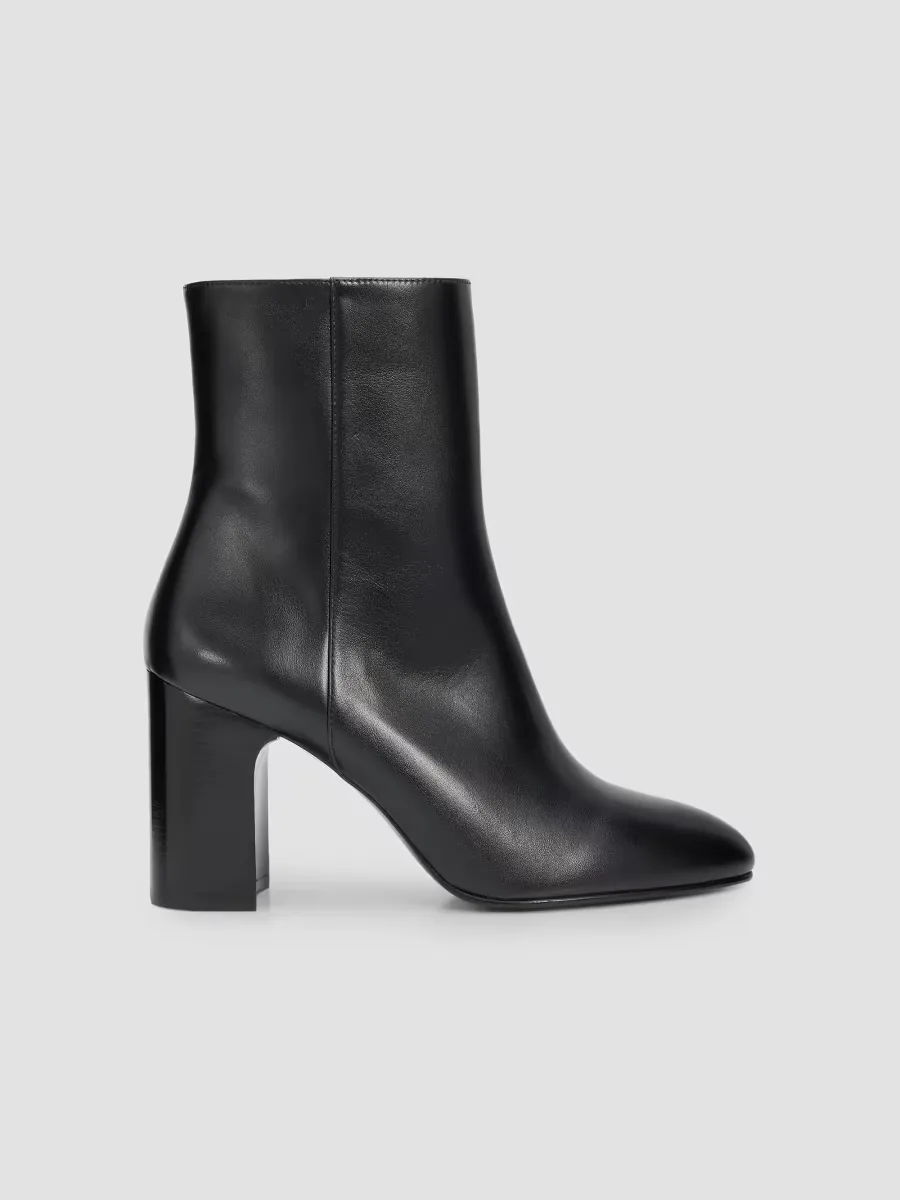 Mulberry 85MM Leather Boots by Stuart Weitzman