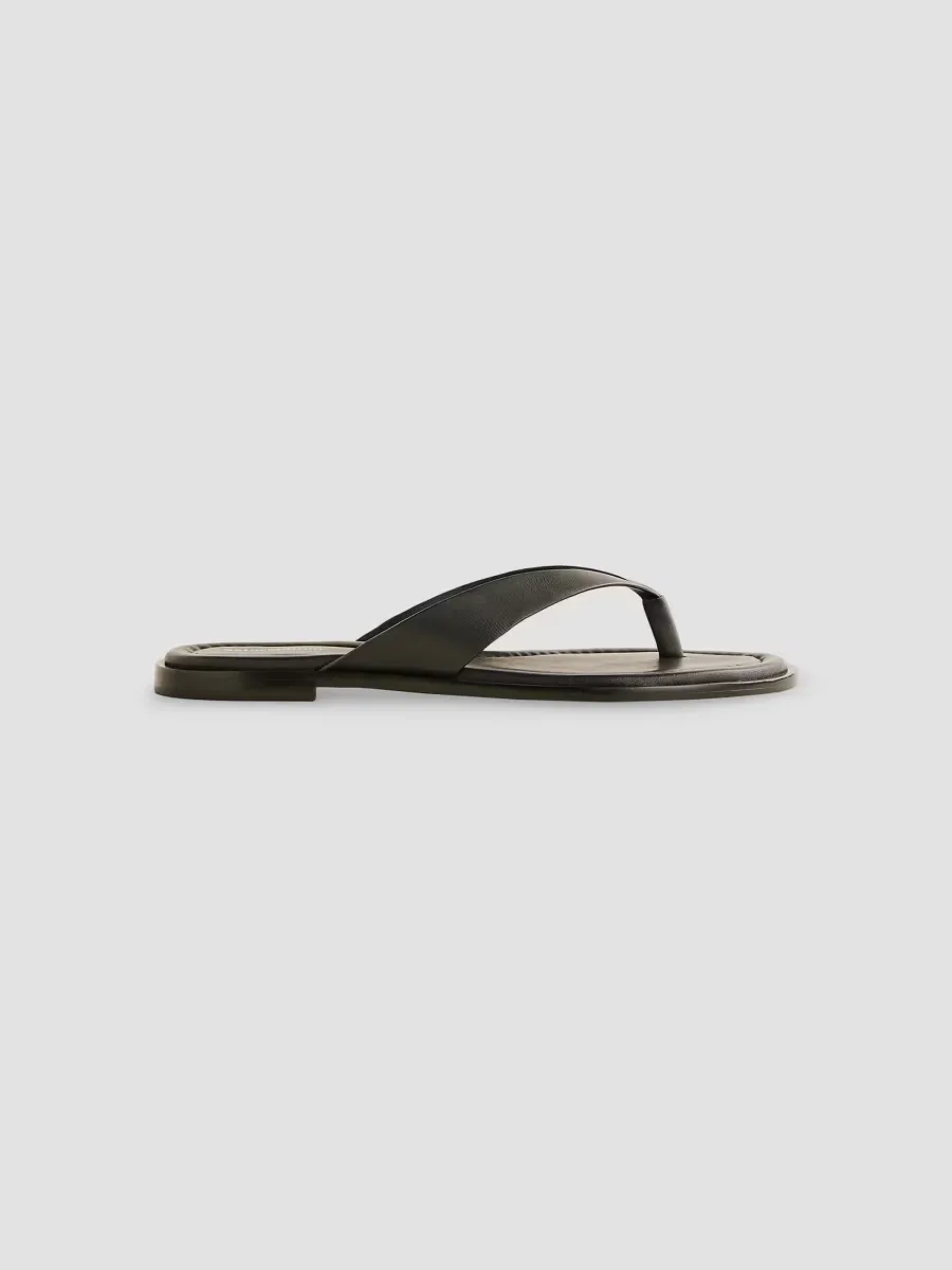 Jessie Leather Thong Sandals