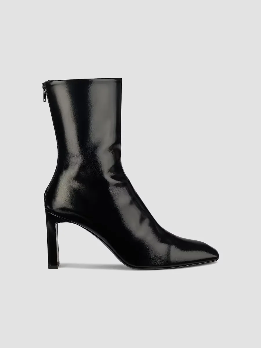 Glossy 85MM Leather Boots by Totême
