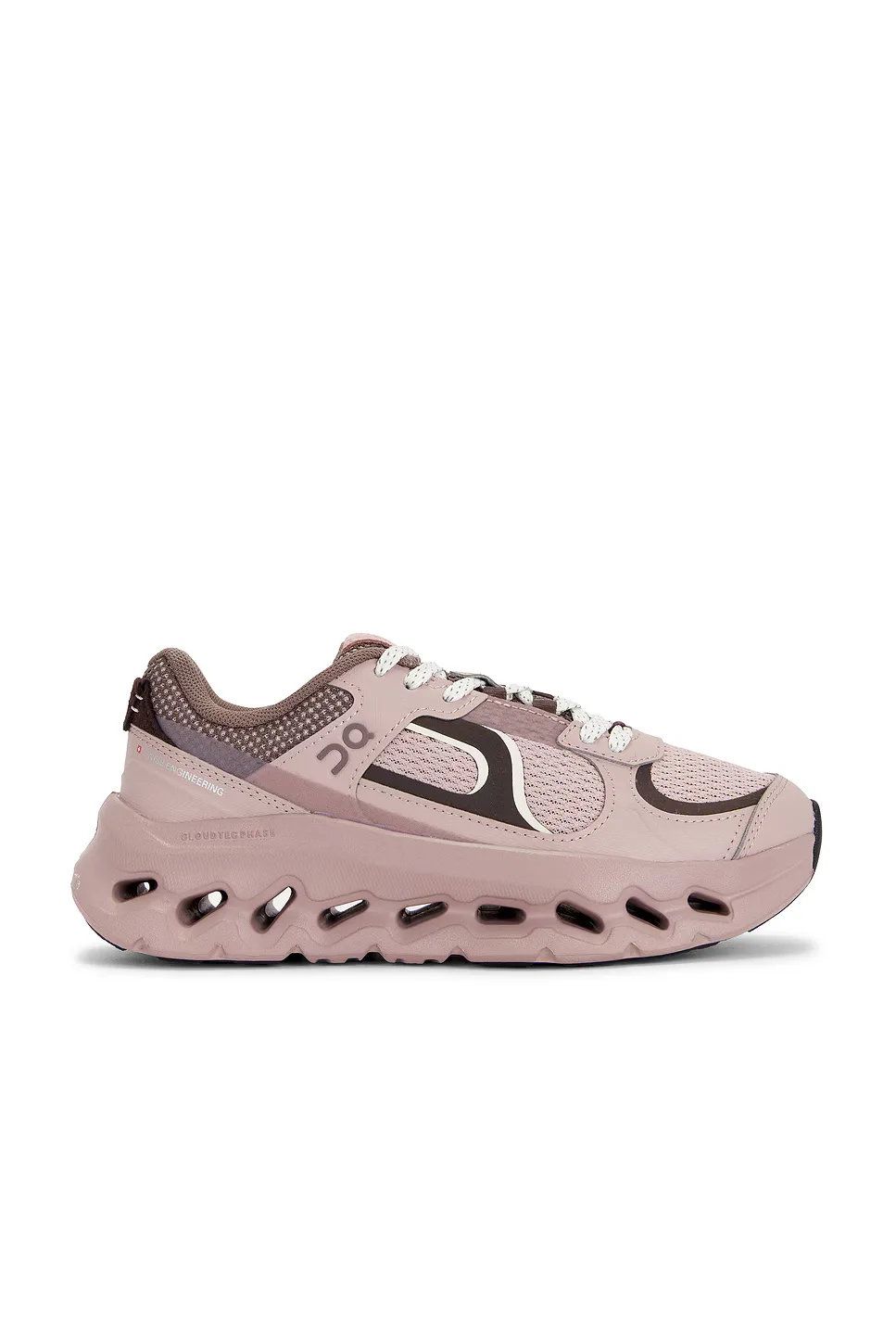 Cloudtilt Arc Sneaker by On