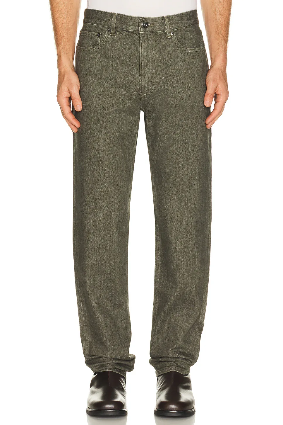 Standard Jeans