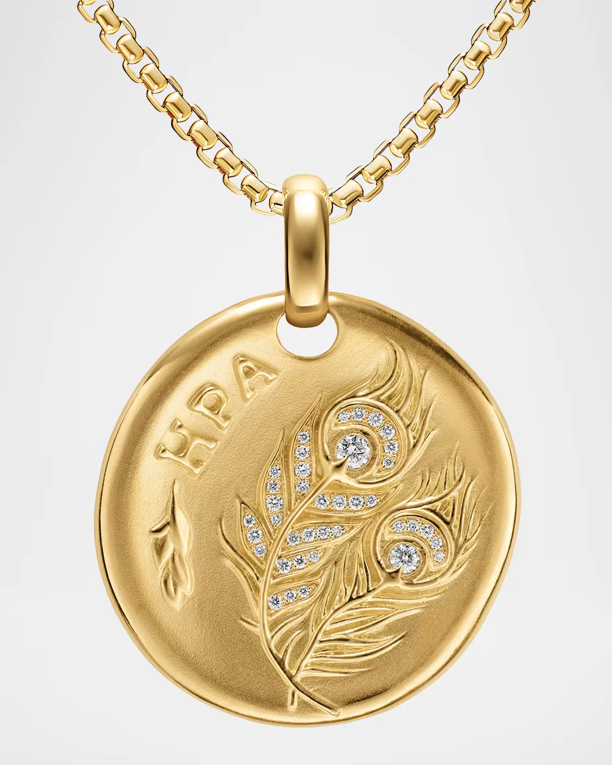 Hera Medallion with Diamonds in 18K Gold, 28mm by David Yurman