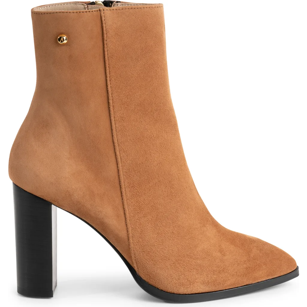 Isabel Orthopedic Boots in Brown Suede by Stinaa.J