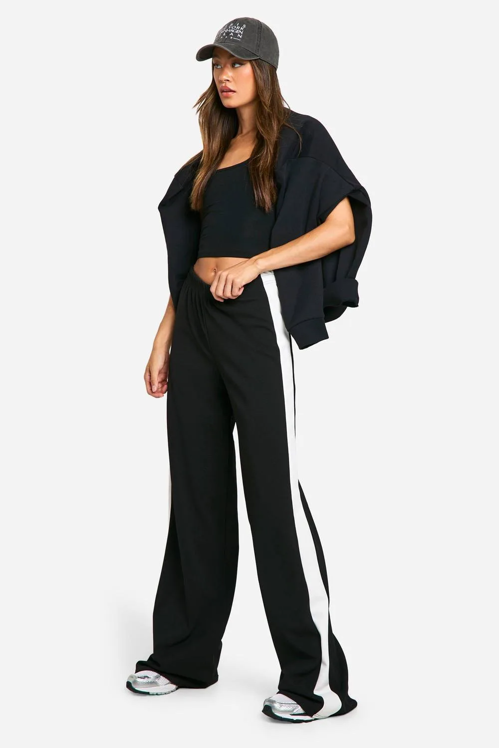 Tall Contrast Stripe Wide Leg Trouser by boohoo