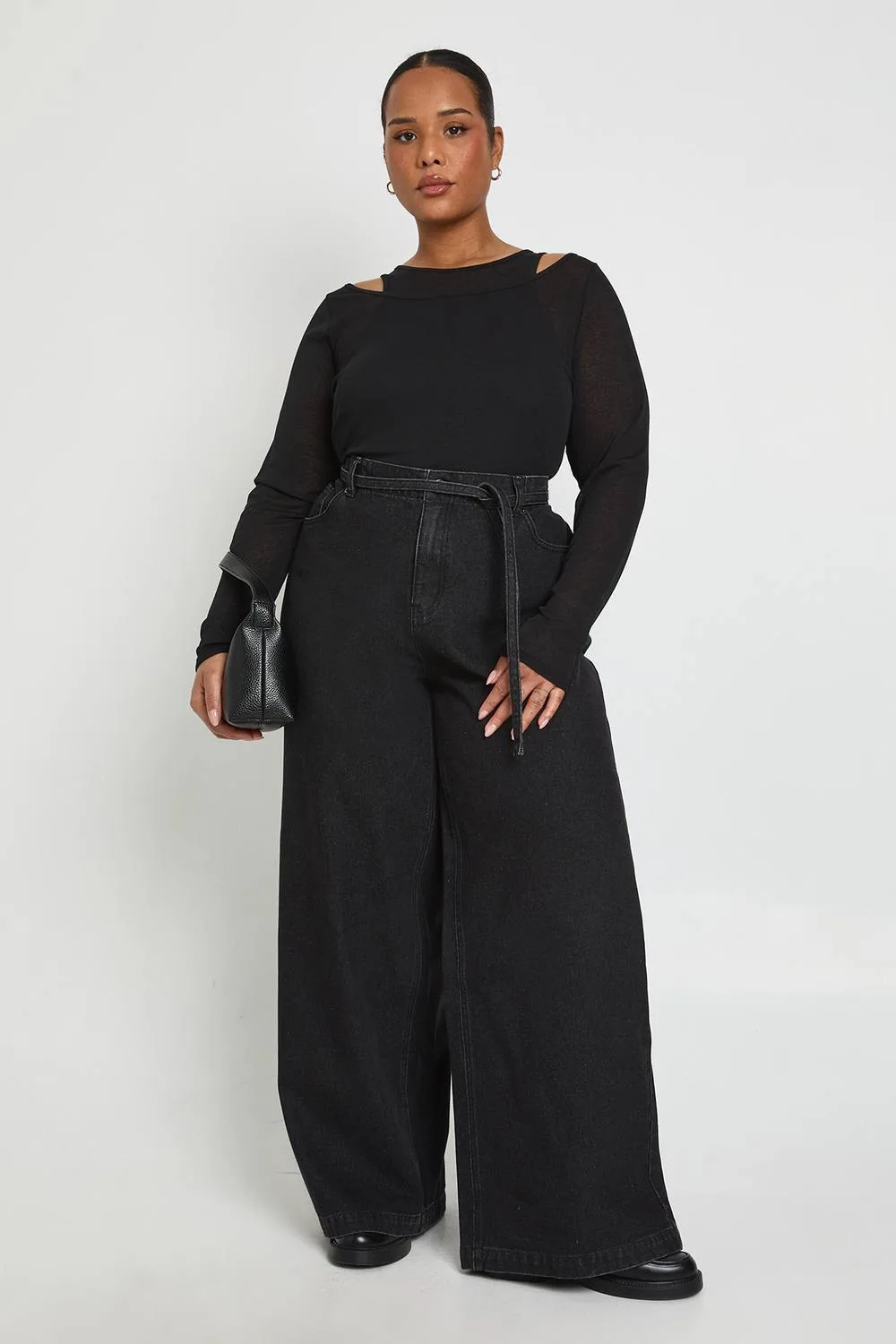 Elasticated Back Tie Wide Leg Jean by boohoo