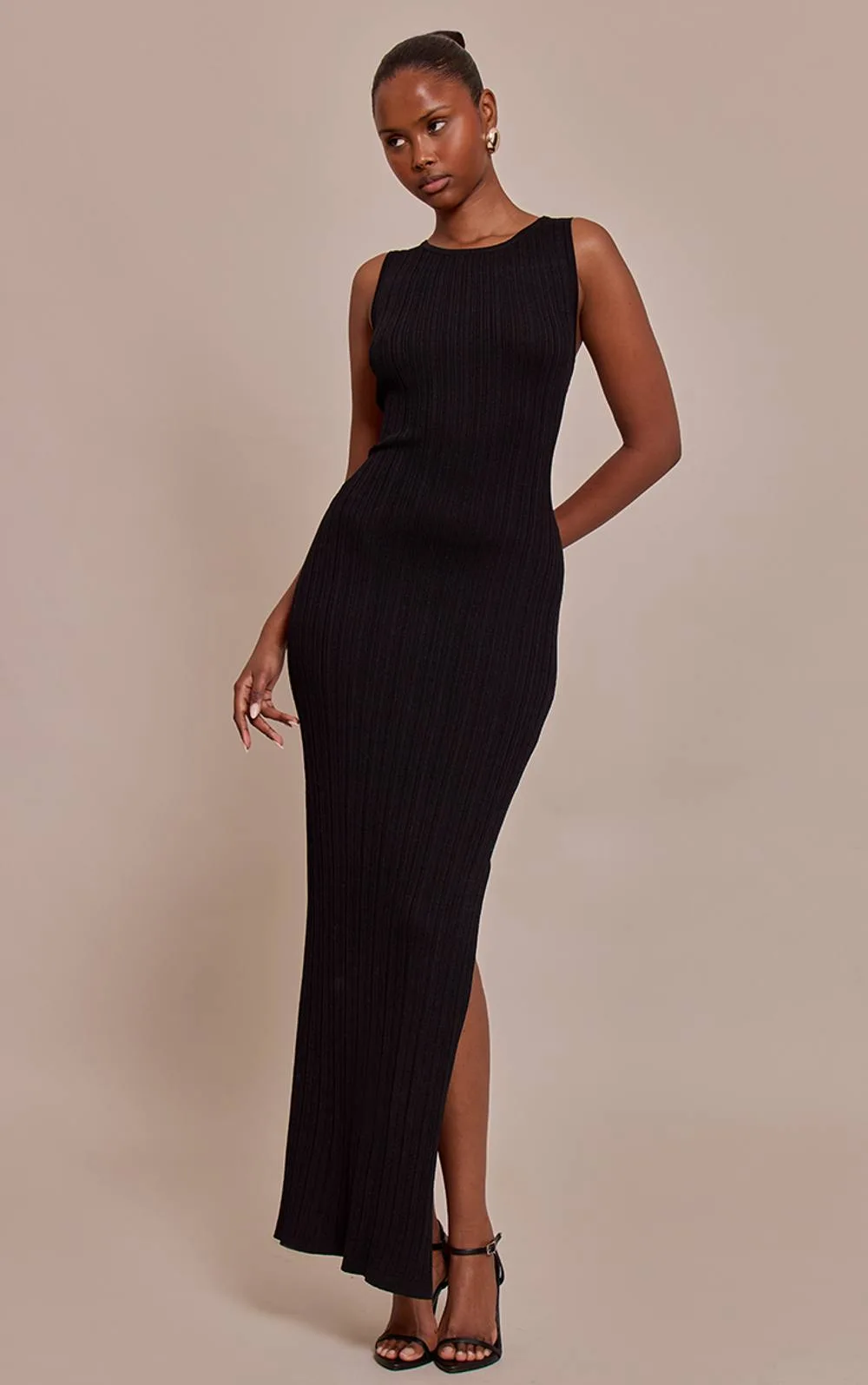 Fine Knit Sleeveless Maxi Dress