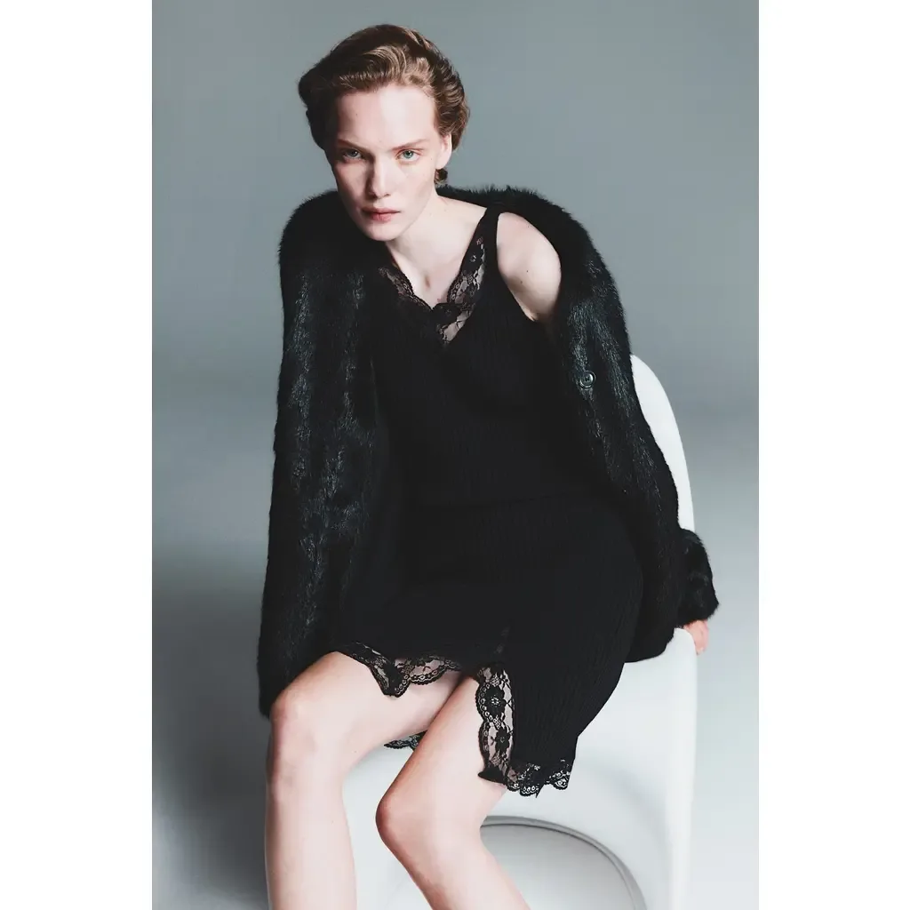 Lace-Trimmed Rib-Knit Dress by H&M