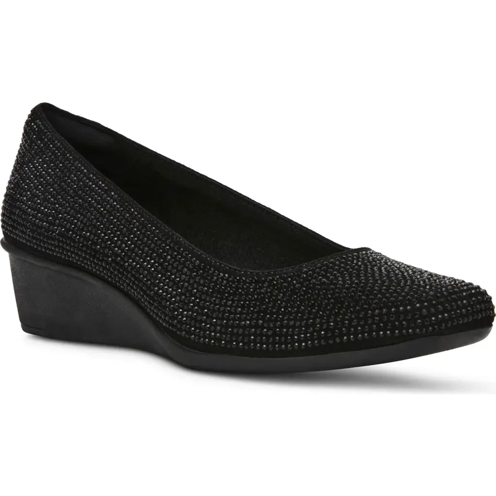 Wisher Platform Wedge Pump by Anne Klein