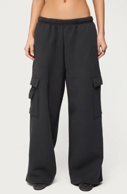 Wide Leg Cargo Sweatpants