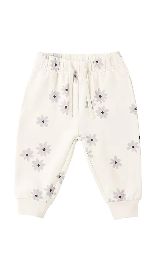 Relaxed Fleece Sweatpant by QUINCY MAE