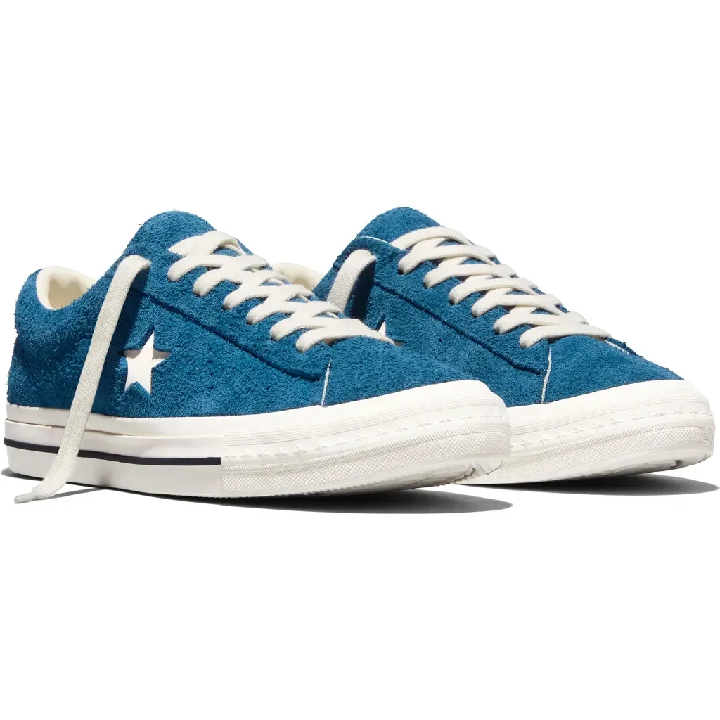 One Star 95 Sneaker by Converse