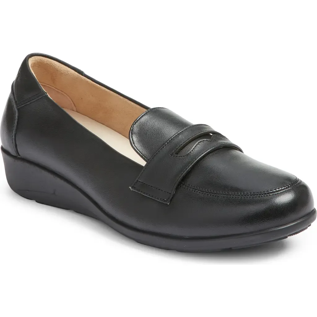Yetta Penny Loafer by Propét