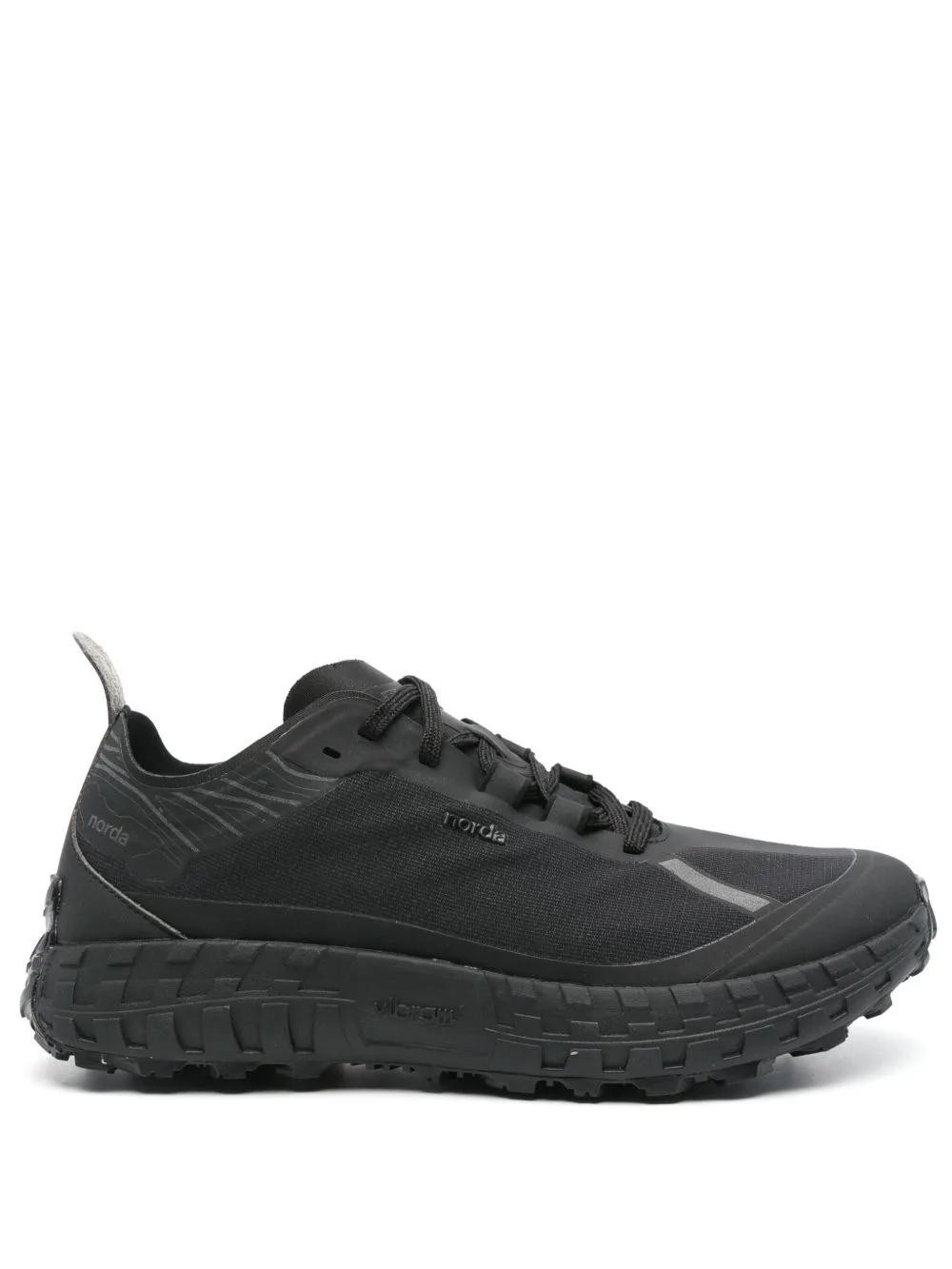 001 Sneakers by norda