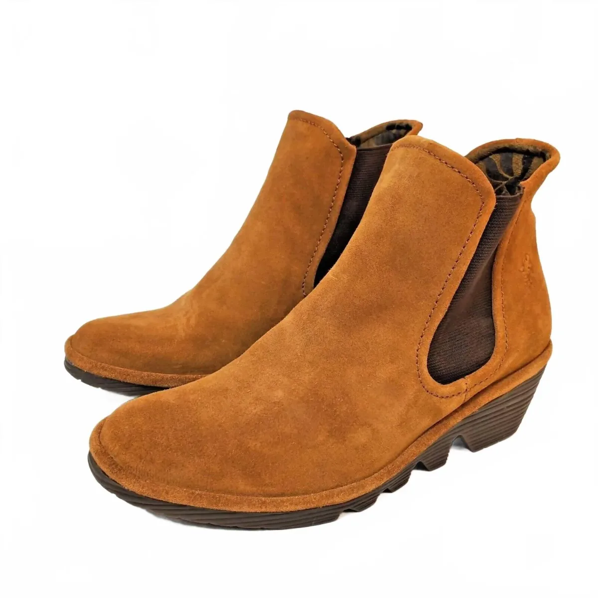 Max 0145 Oil Suede Boot in Camel by FLY London