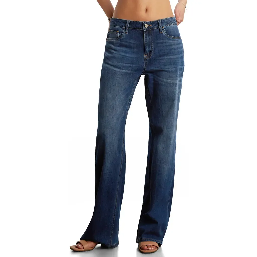 Everyday Straight Leg Jeans