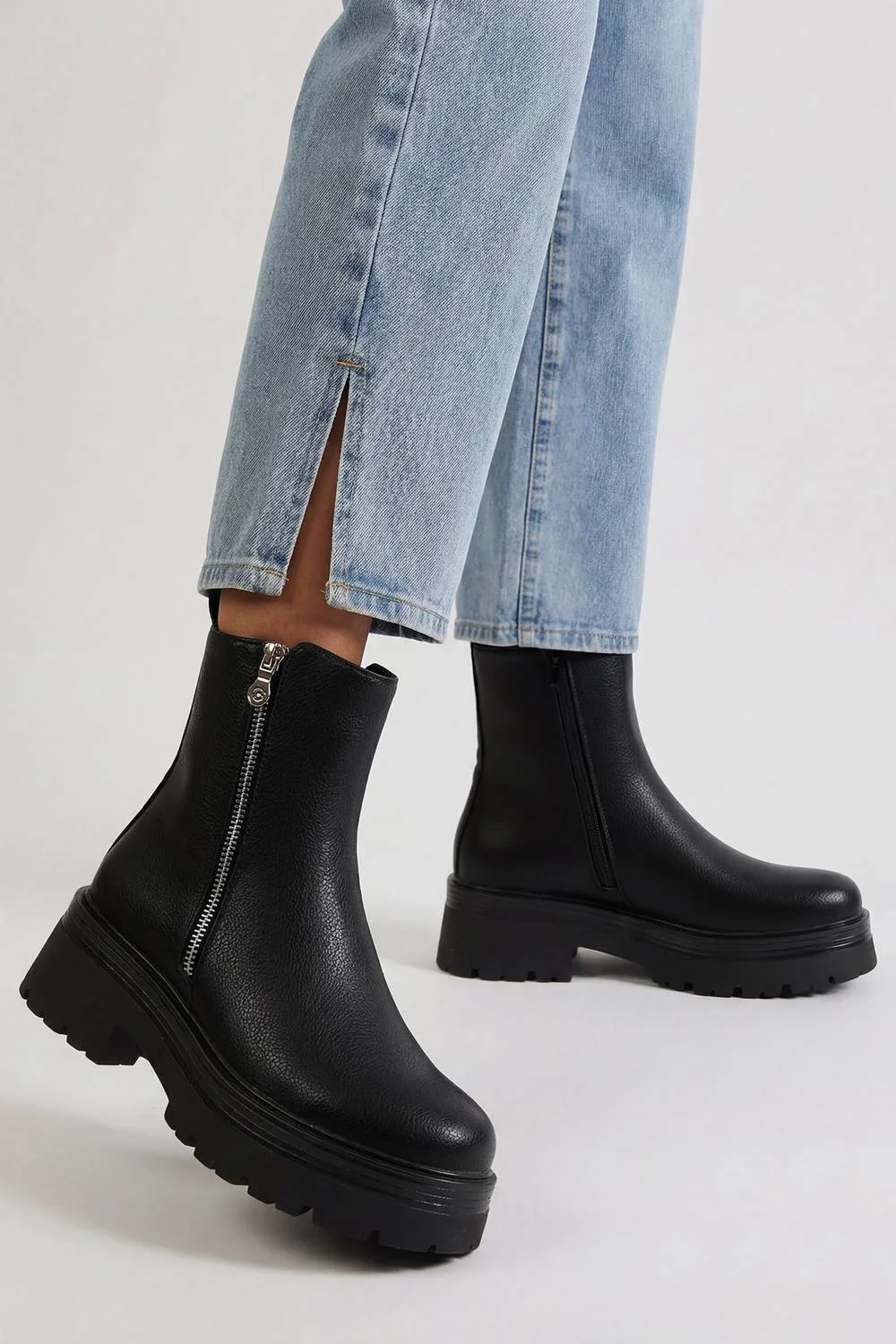 Chunky Zip Detail Chelsea Boots by boohoo