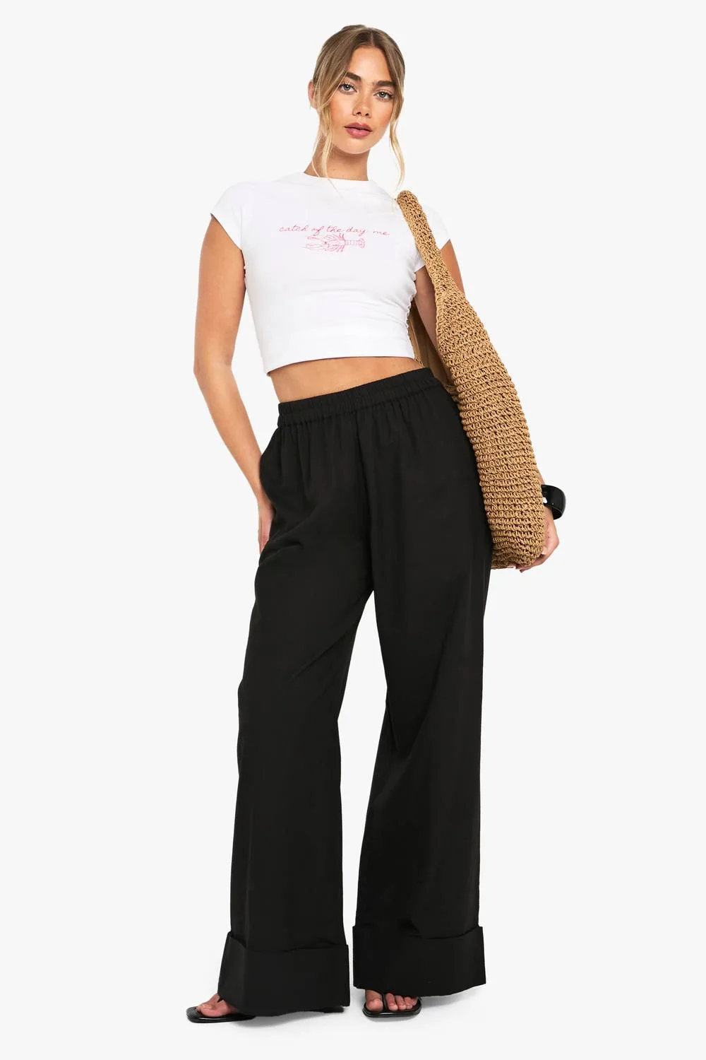 Linen Turn Up Wide Leg Trousers by boohoo