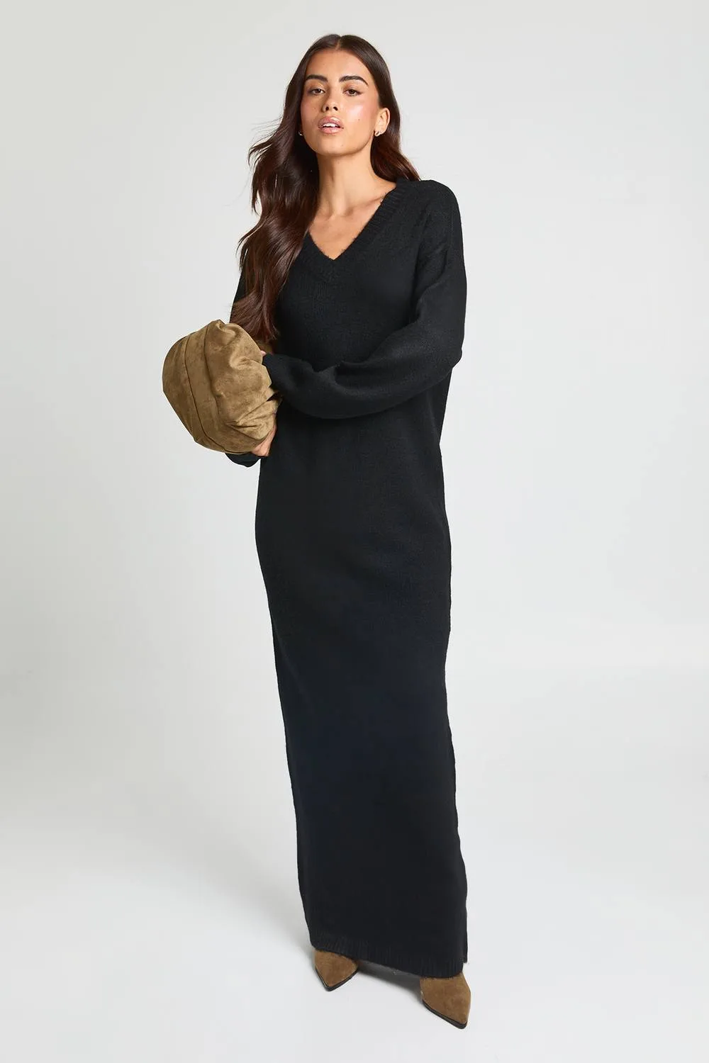 V Neck Long Sleeve Knitted Maxi Dress by boohoo