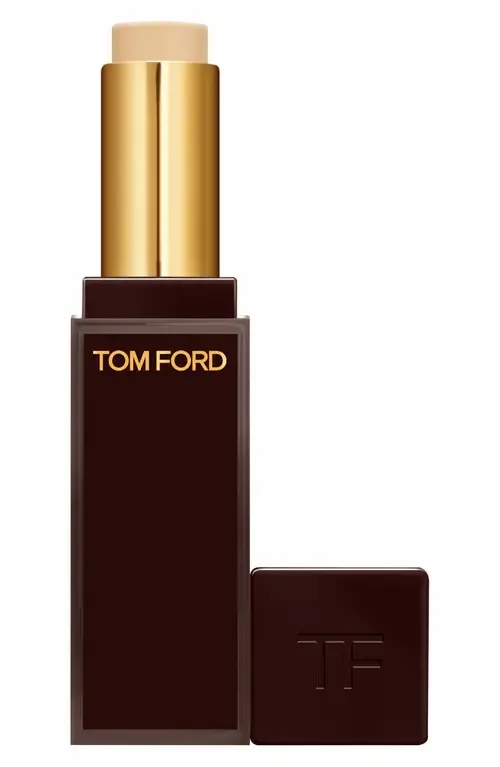 Traceless Soft Matte Concealer with Hyaluronic Acid in 1W0 Ecru by TOM FORD