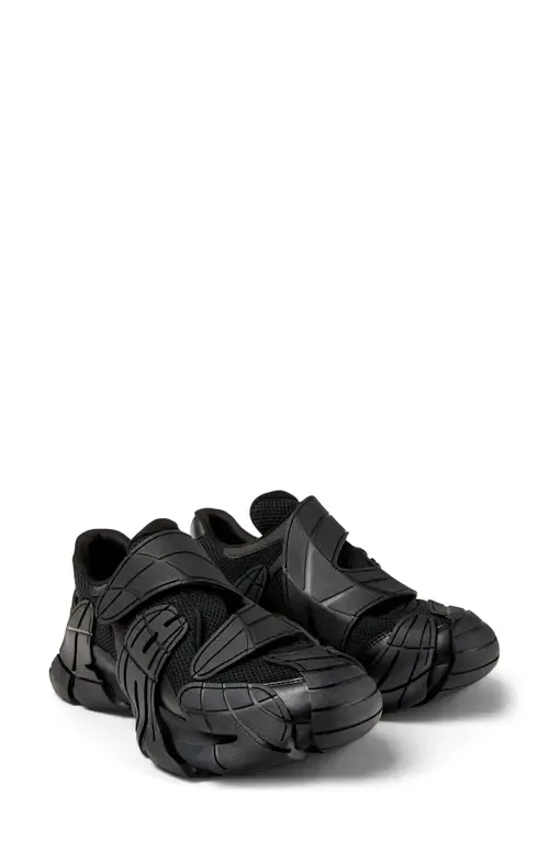 Tormenta Sneaker