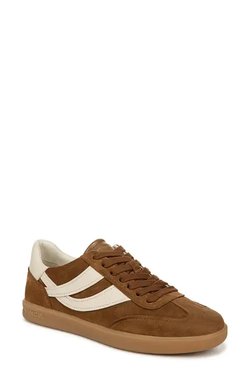Oasis Sneaker