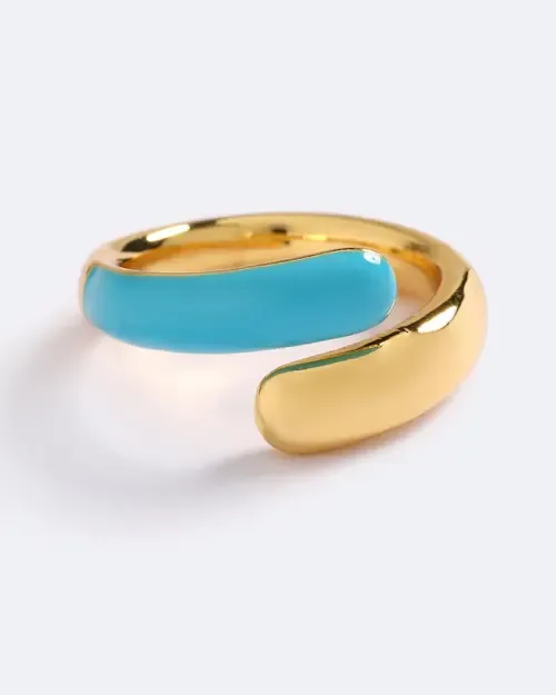 Strobe Ring by Emma Pills