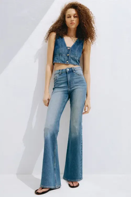 Flared High Waist Jeans by H&M