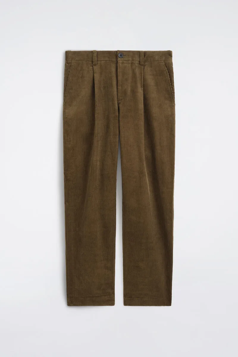 Pleated Relaxed-Fit Tapered Corduroy Pants