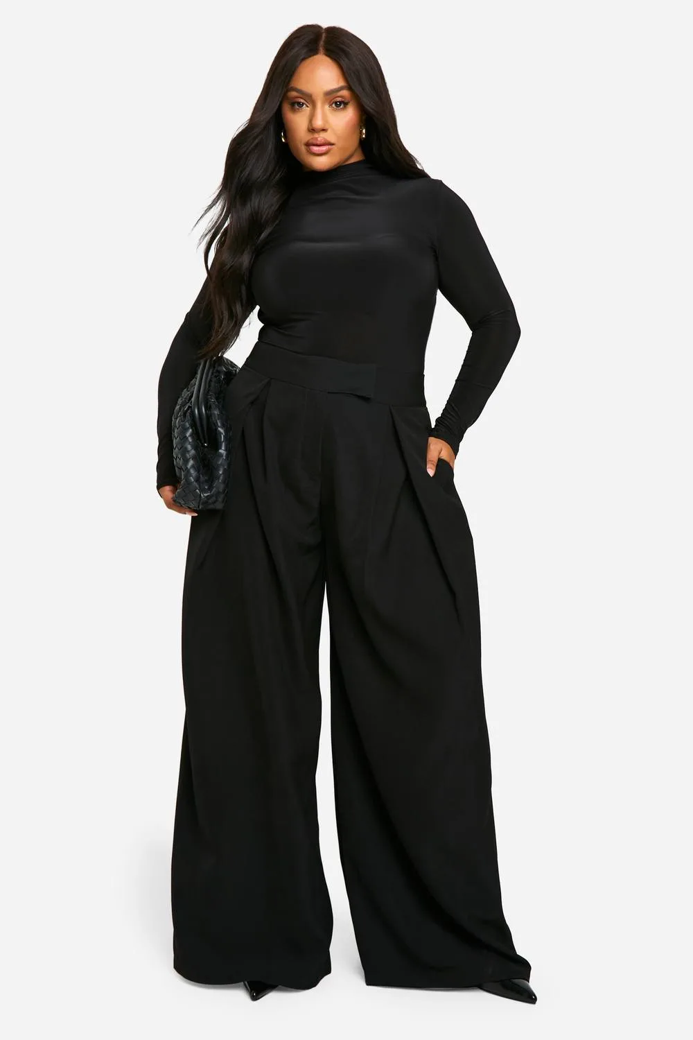 Relaxed Pleat Wide Leg Trouser by boohoo