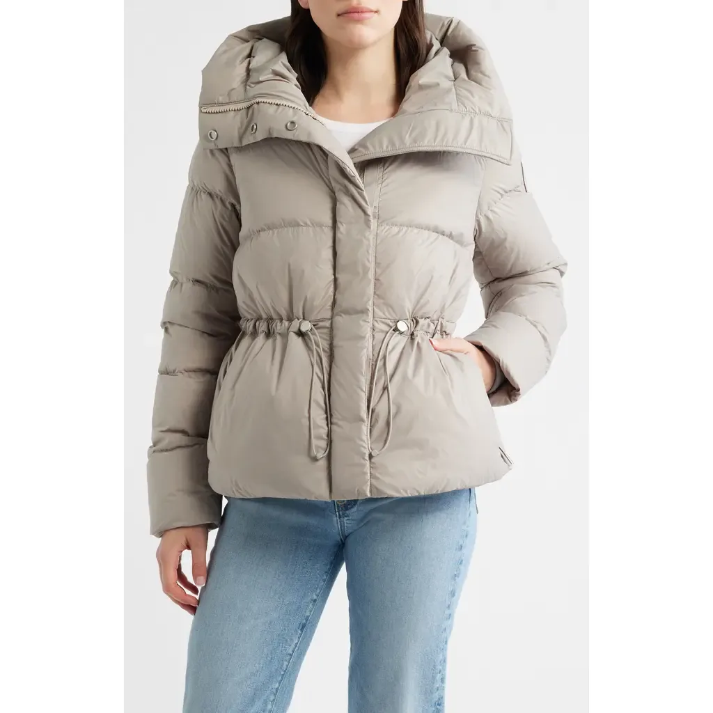 Montgomery Tonal Label 750 Fill Power Down Jacket by Canada Goose