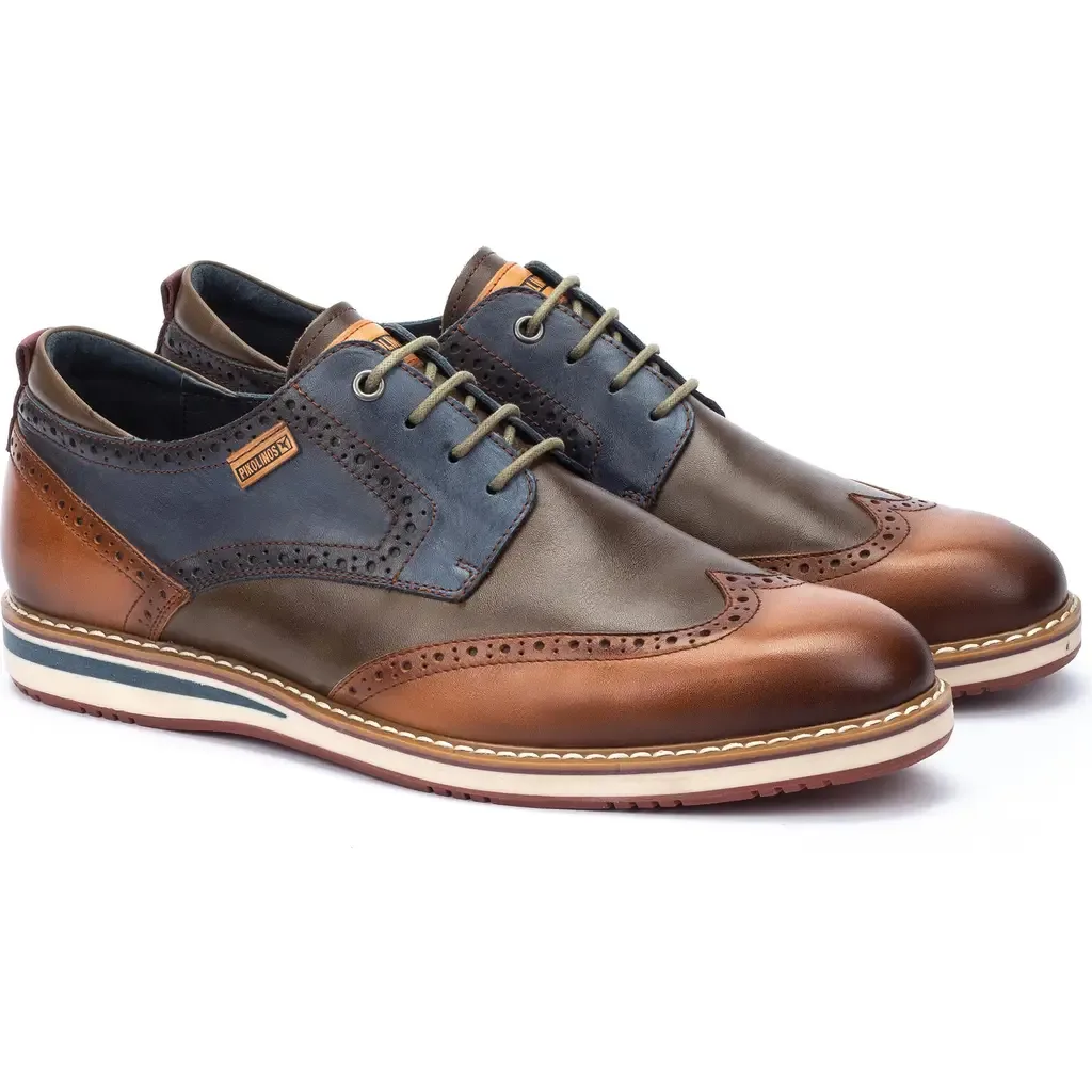 Avila Wingtip Derby by PIKOLINOS