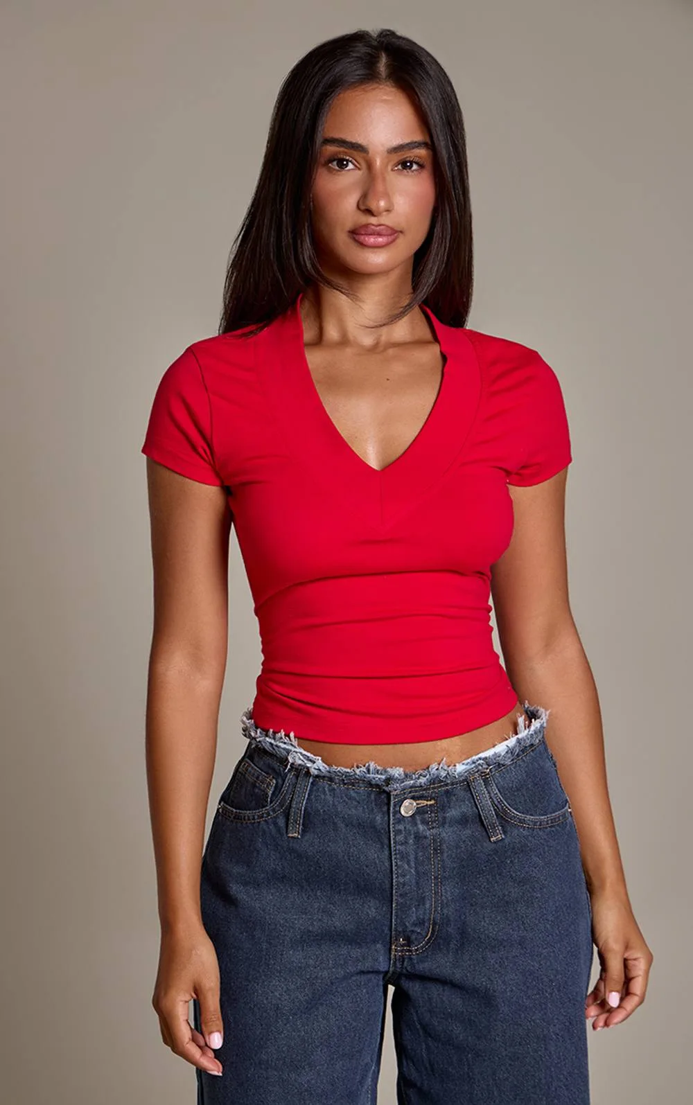 Thick Neckline Fitted V-Neck Top by PrettyLittleThing