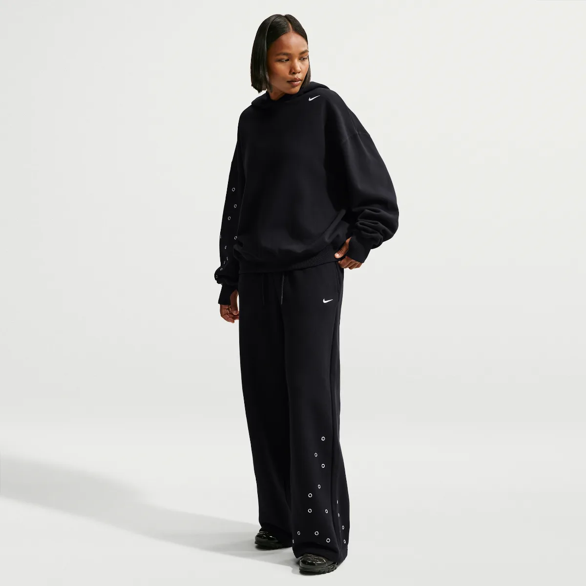 Studio Fleece Weight Mid-Rise Wide-Leg Pants