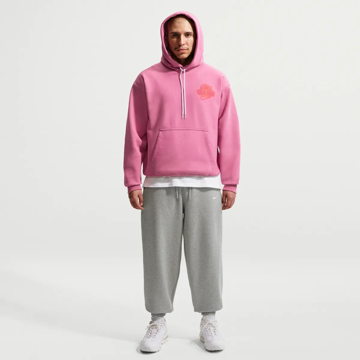 Solo Fleece Cuffed Pants by Nike
