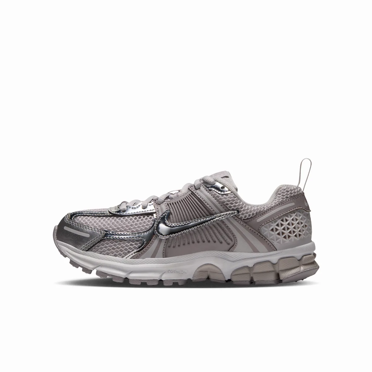 Vomero 5 Shoes by Nike