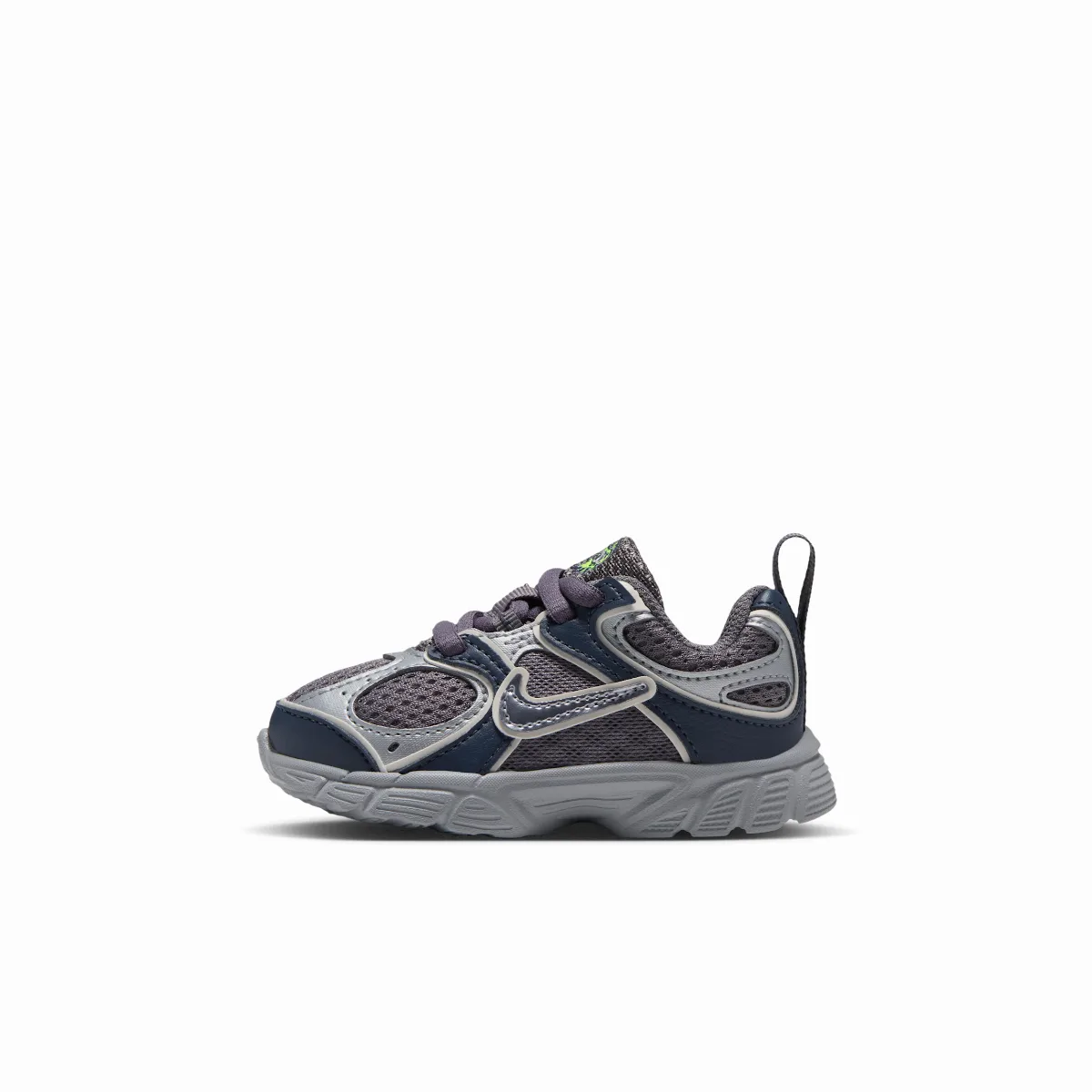 Nike V5 RNR SE Shoes by Nike