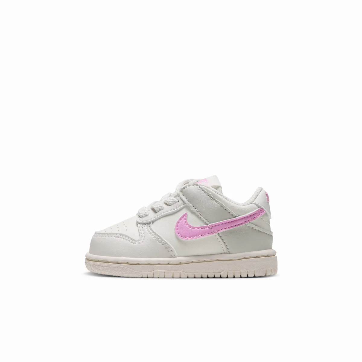 Dunk Low Shoes by Nike