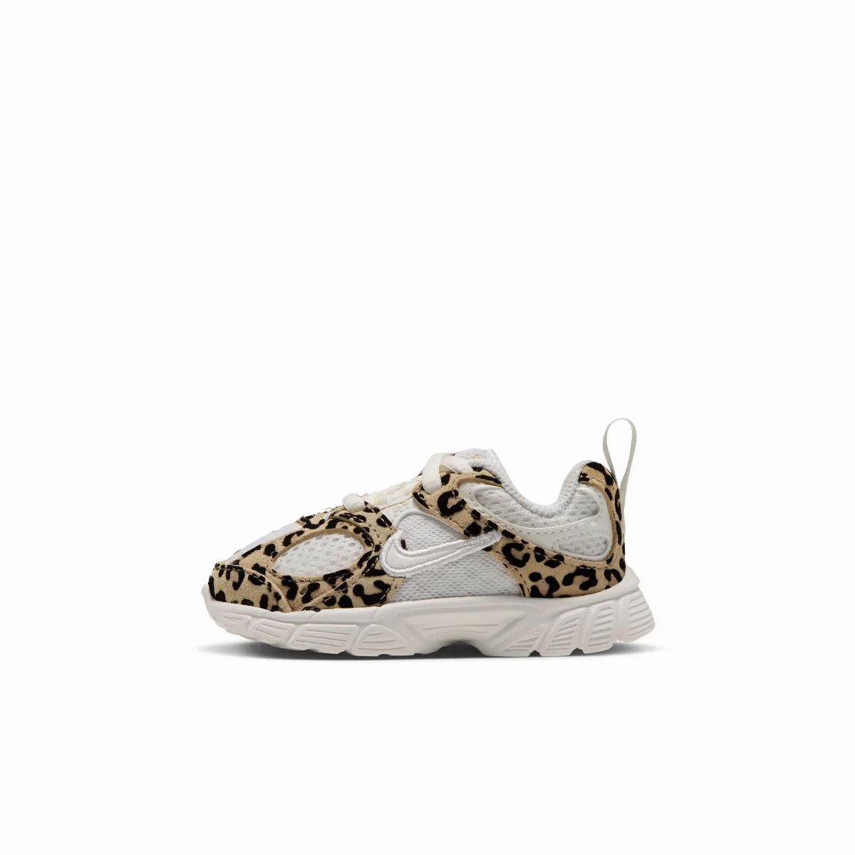 Nike V5 RNR Shoes by Nike