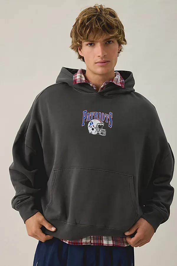 NFL UO Exclusive Team Graphic Boxy Fit Hoodie Sweatshirt by Urban Outfitters