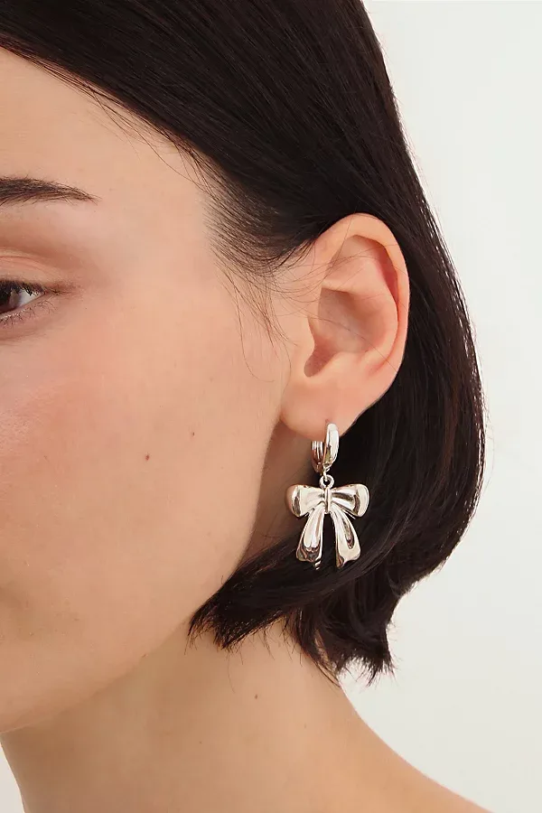 Velvet Luna Bow Earrings by Velvet Luna