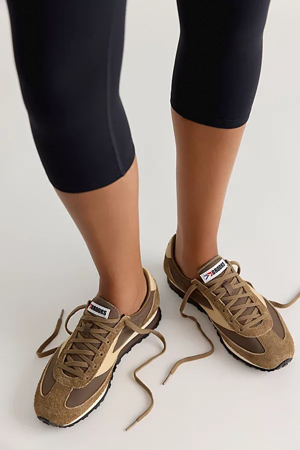 Brooks Vanguard Sneakers by Brooks